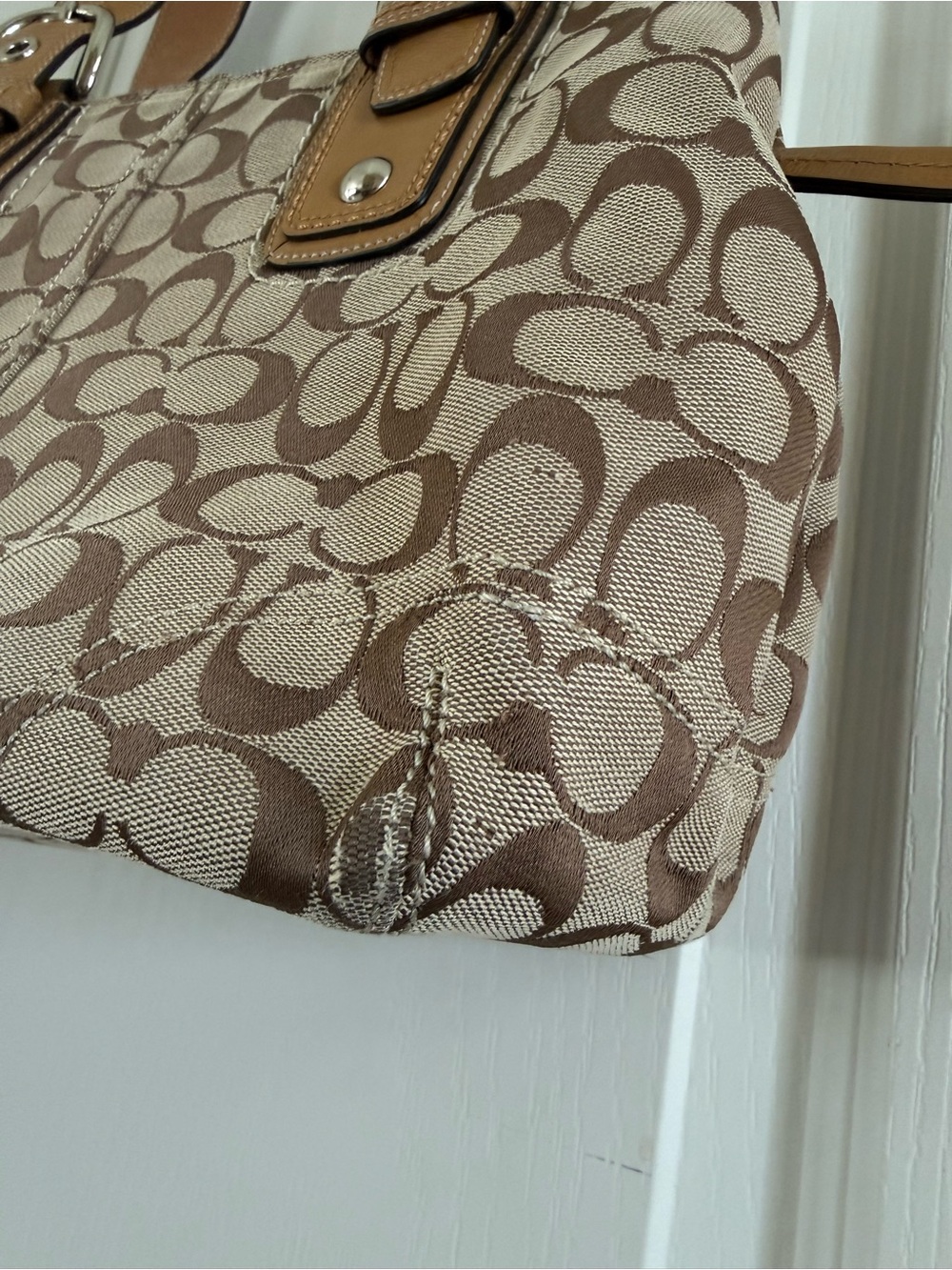 Coach Vintage Signature Soho Tan/Beige - Picture 5 of 10